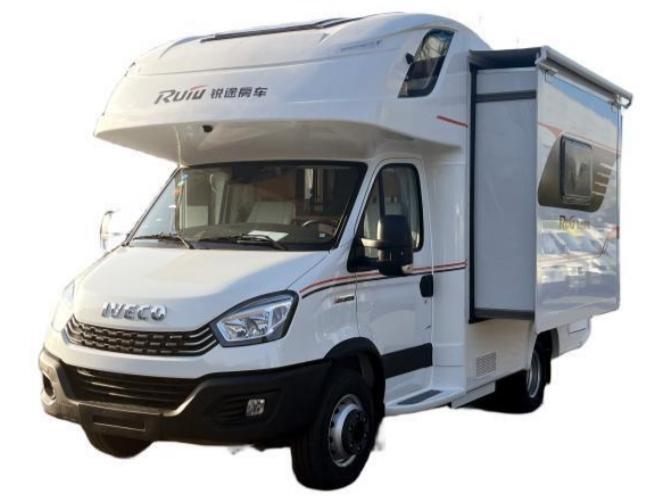 依維柯歐勝C型雙拓展房車 依維柯歐勝C型雙拓展房車